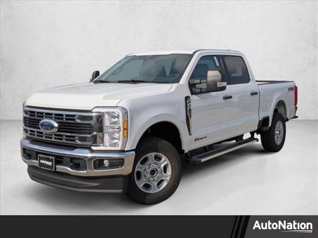 New 2026 Ford F-250 XLT Truck Crew Cab