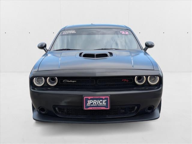 2022 Dodge Challenger R/T Scat Pack photo 2