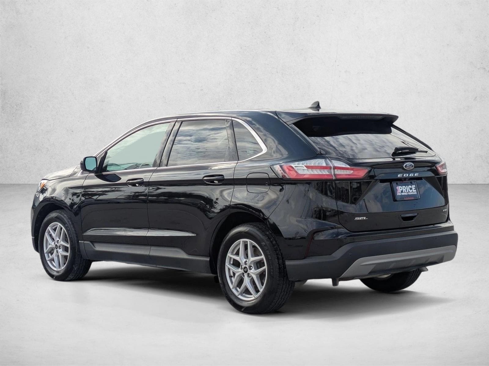 2024 Ford Edge SEL - Photo 8