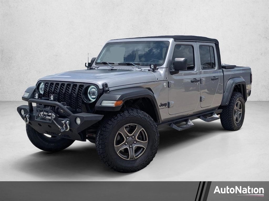 Used 2020 Jeep Gladiator Sport S Truck Crew Cab