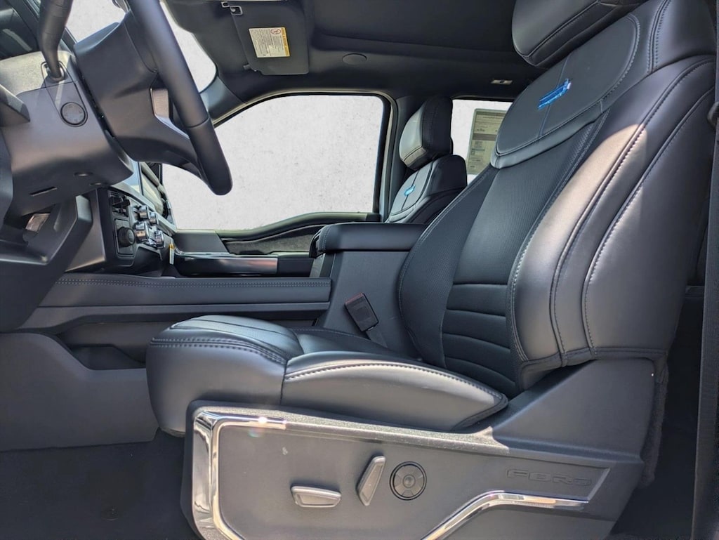 New 2026 Ford F-350 Platinum Truck Crew Cab