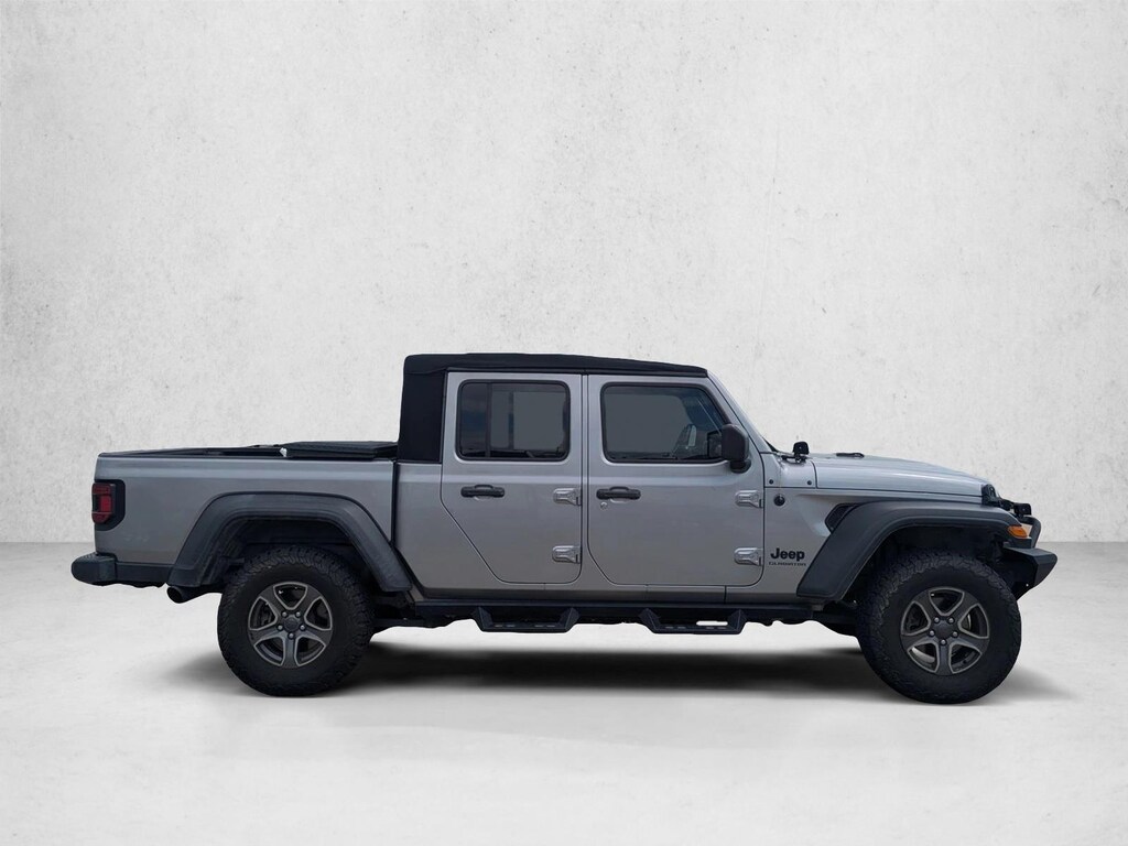 Used 2020 Jeep Gladiator Sport S Truck Crew Cab