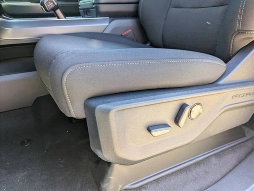 New 2025 Ford F-150 XLT Truck SuperCrew Cab