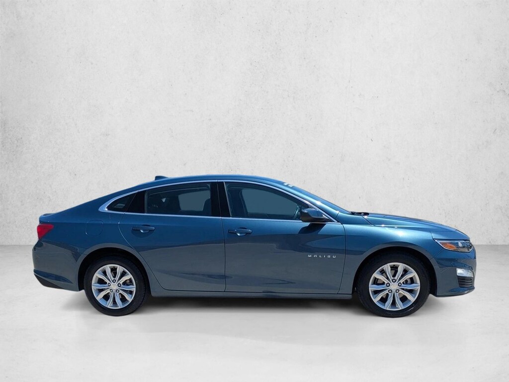 Used 2025 Chevrolet Malibu LT Sedan