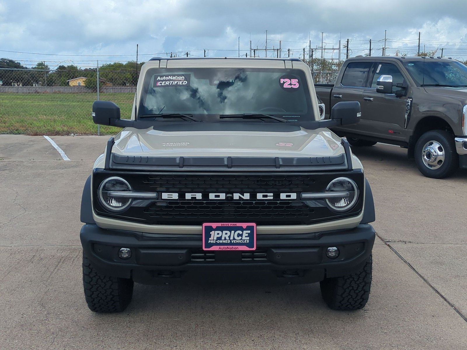 Certified 2025 Ford Bronco Outer Banks SUV