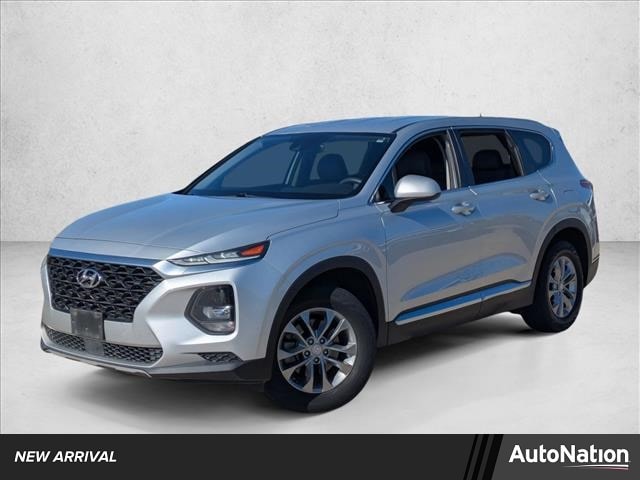 2019 Hyundai Santa Fe SE's photo