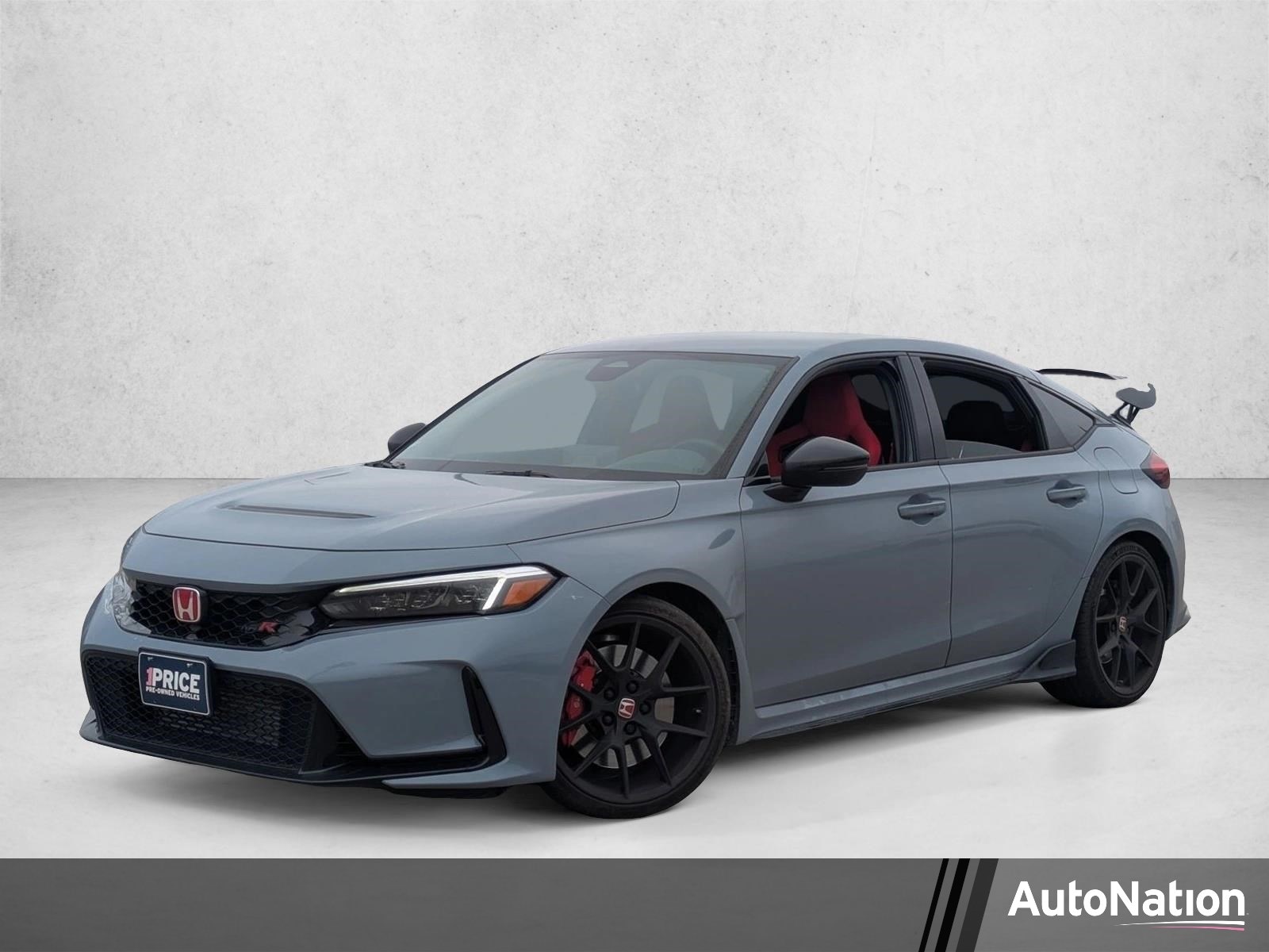 2024 Honda Civic Type-R's photo