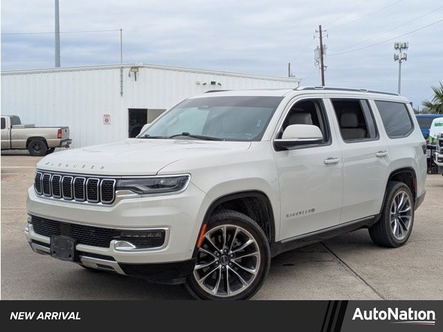 2022 Jeep Wagoneer Series III's photo