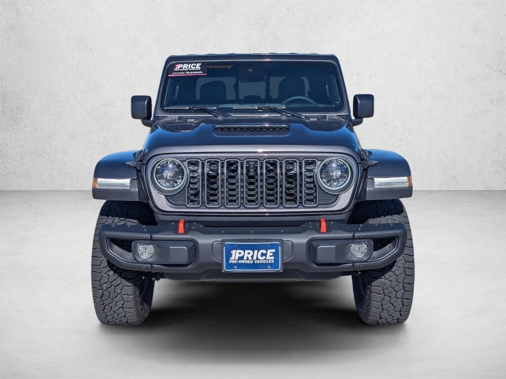 Used 2025 Jeep Gladiator Mojave X Truck Crew Cab
