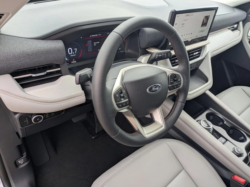 New 2026 Ford Explorer Active w/200A Pkg SUV