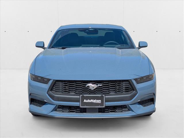 2025 Ford Mustang EcoBoost photo 2