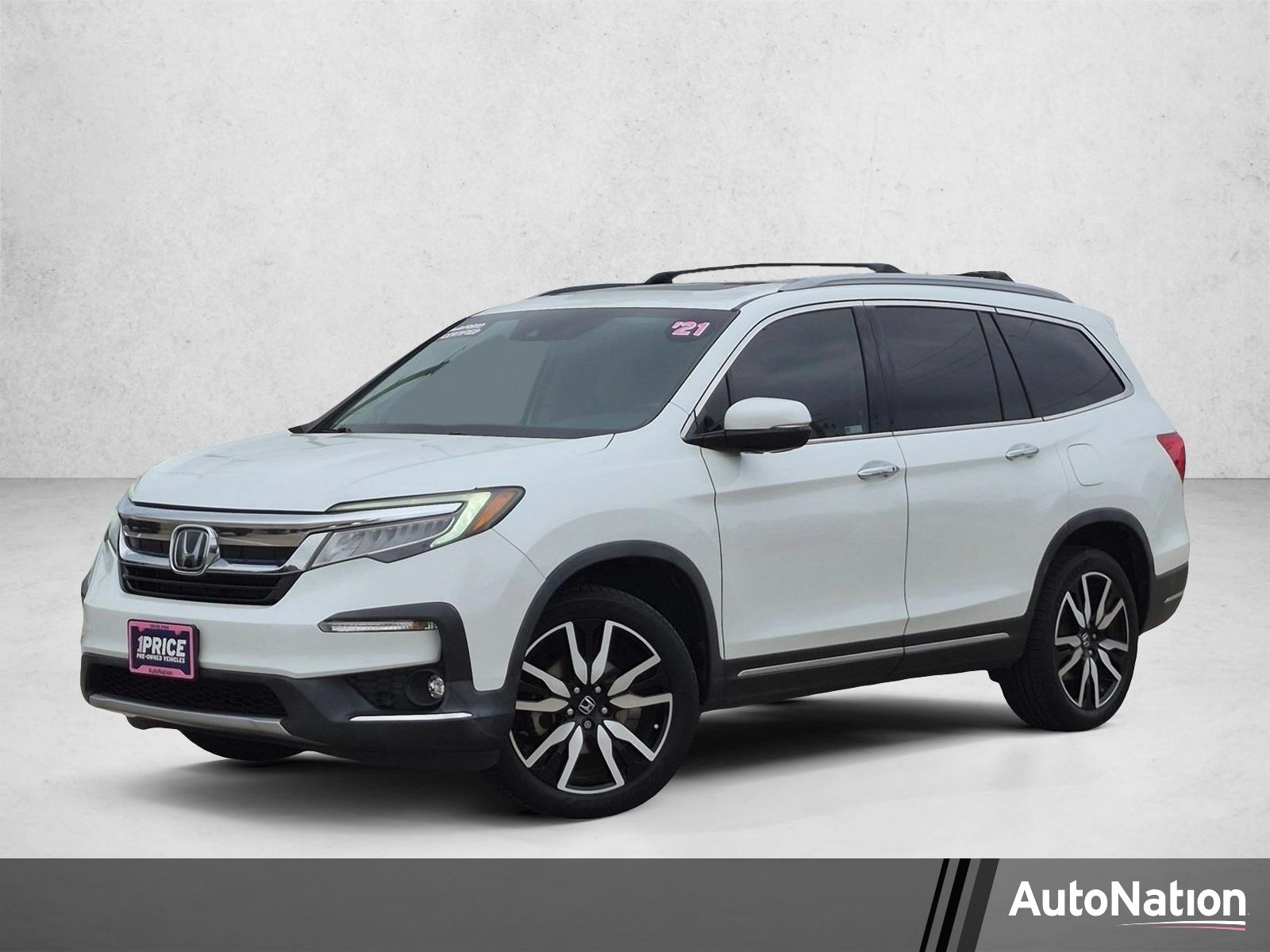 2021 Honda Pilot Touring-7 AWD's photo