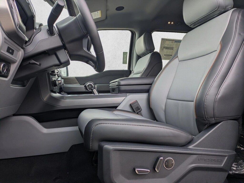 New 2026 Ford F-150 LARIAT Truck SuperCrew Cab