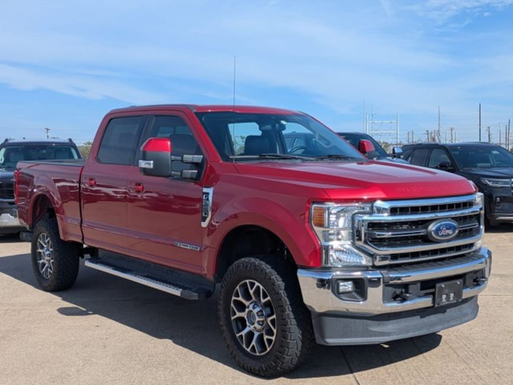 Used 2020 Ford F-250 LARIAT Truck Crew Cab