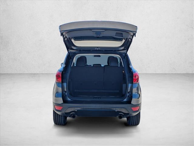 2019 Ford Escape SE photo 3