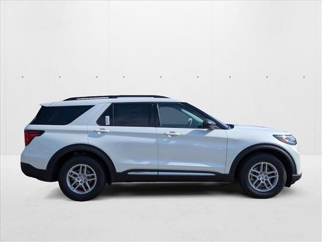 2025 Ford Explorer photo 4