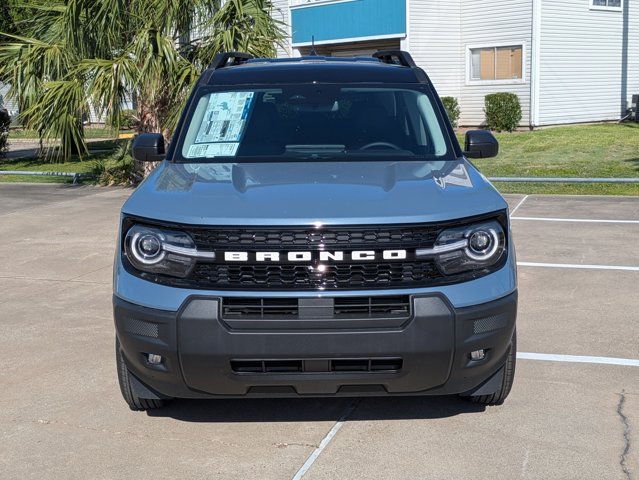 2025 Ford Bronco Sport Outer Banks photo 2