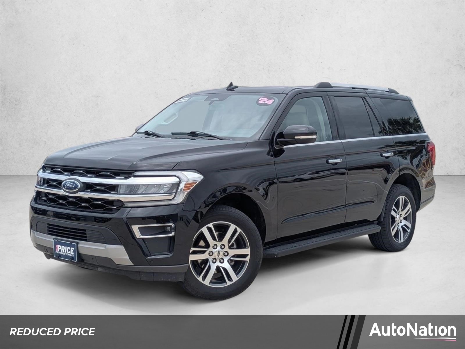 2024 Ford Expedition Limited's photo