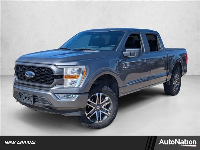 2021 Ford F-150 XL's photo
