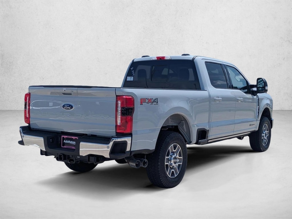 New 2026 Ford F-250 LARIAT Truck Crew Cab