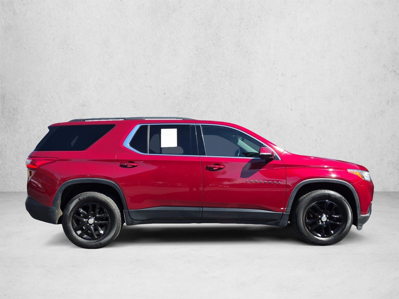 Used 2020 Chevrolet Traverse LT Cloth SUV