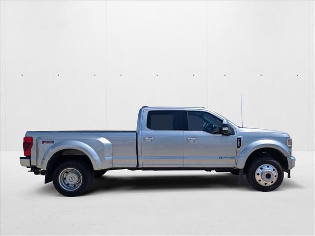 2020 Ford F-450 Lariat photo 2