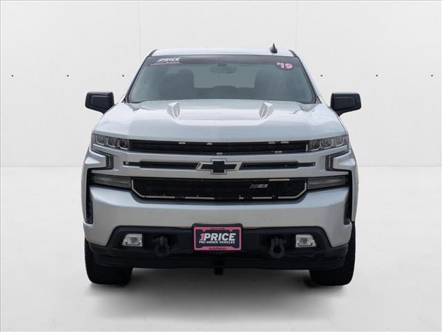 2019 Chevrolet Silverado 1500 RST photo 2