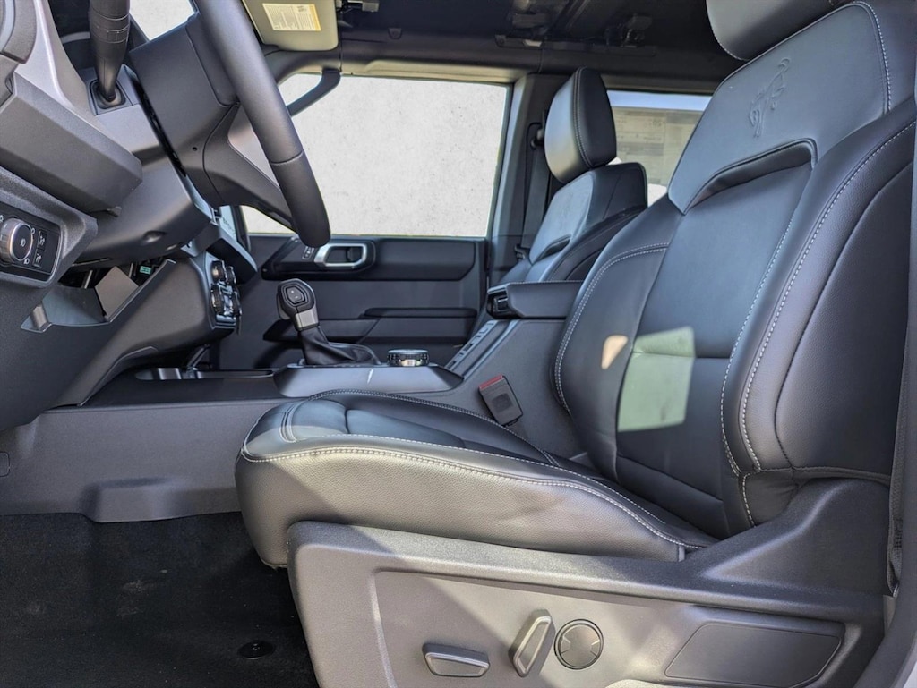 New 2026 Ford Bronco Outer Banks SUV