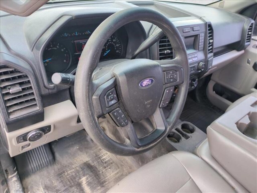 Used 2016 Ford F-150 XL Truck SuperCrew Cab