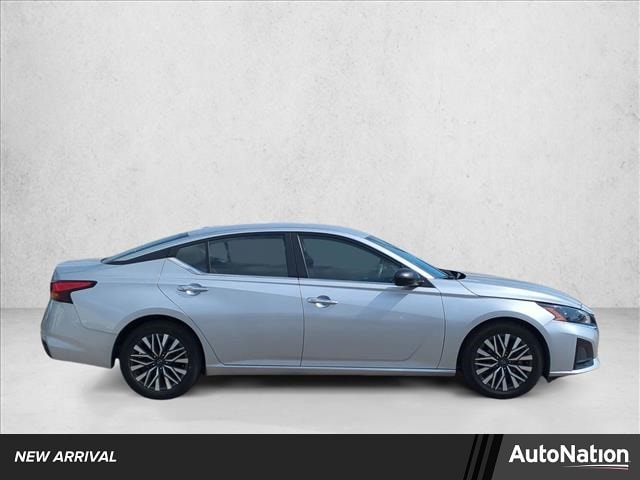 2024 Nissan Altima SV