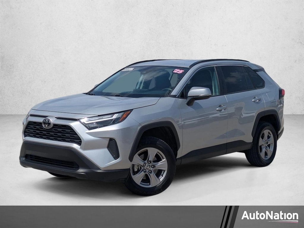 Used 2025 Toyota RAV4 XLE SUV