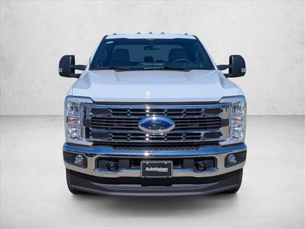 New 2026 Ford F-350 XLT Truck Super Cab