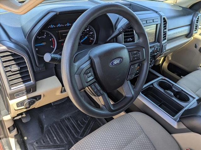 2017 Ford F-250 XLT photo 3