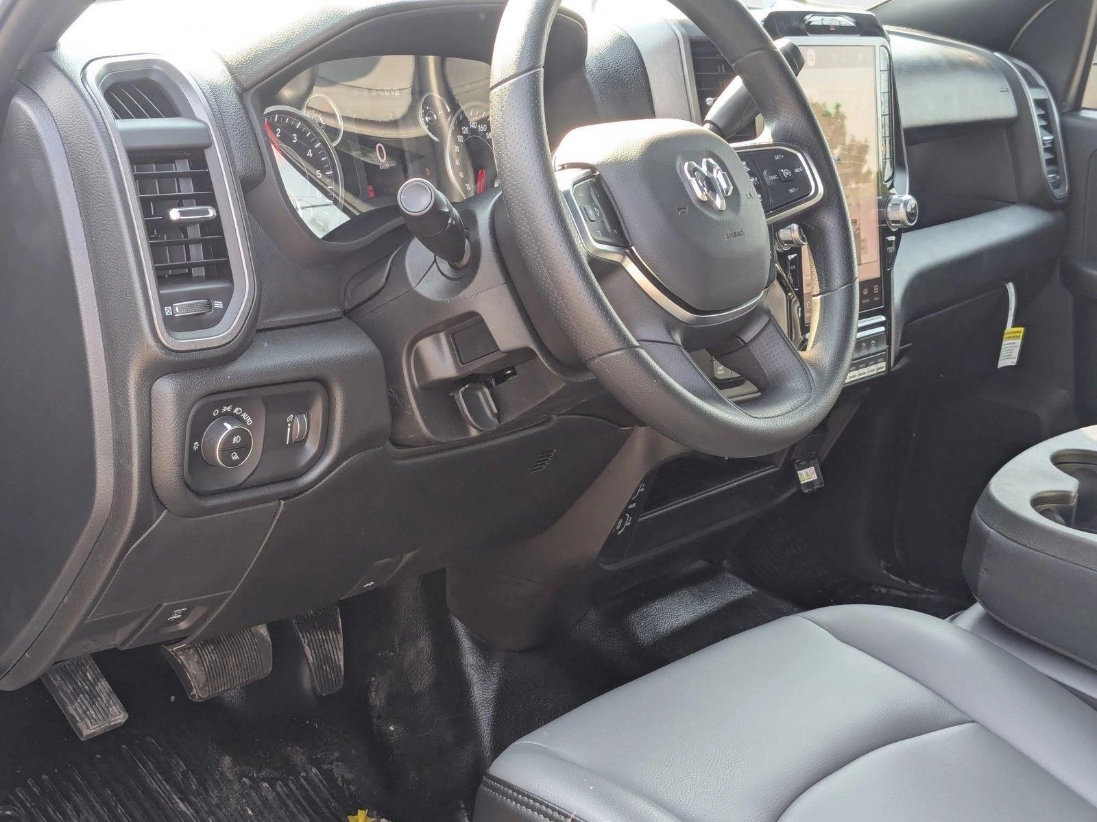 2026 Ram 2500 Tradesman photo 3