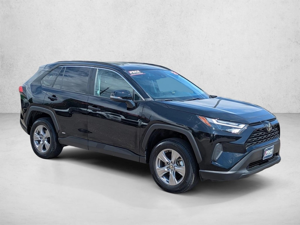 Used 2025 Toyota RAV4 Hybrid XLE Sport Utility