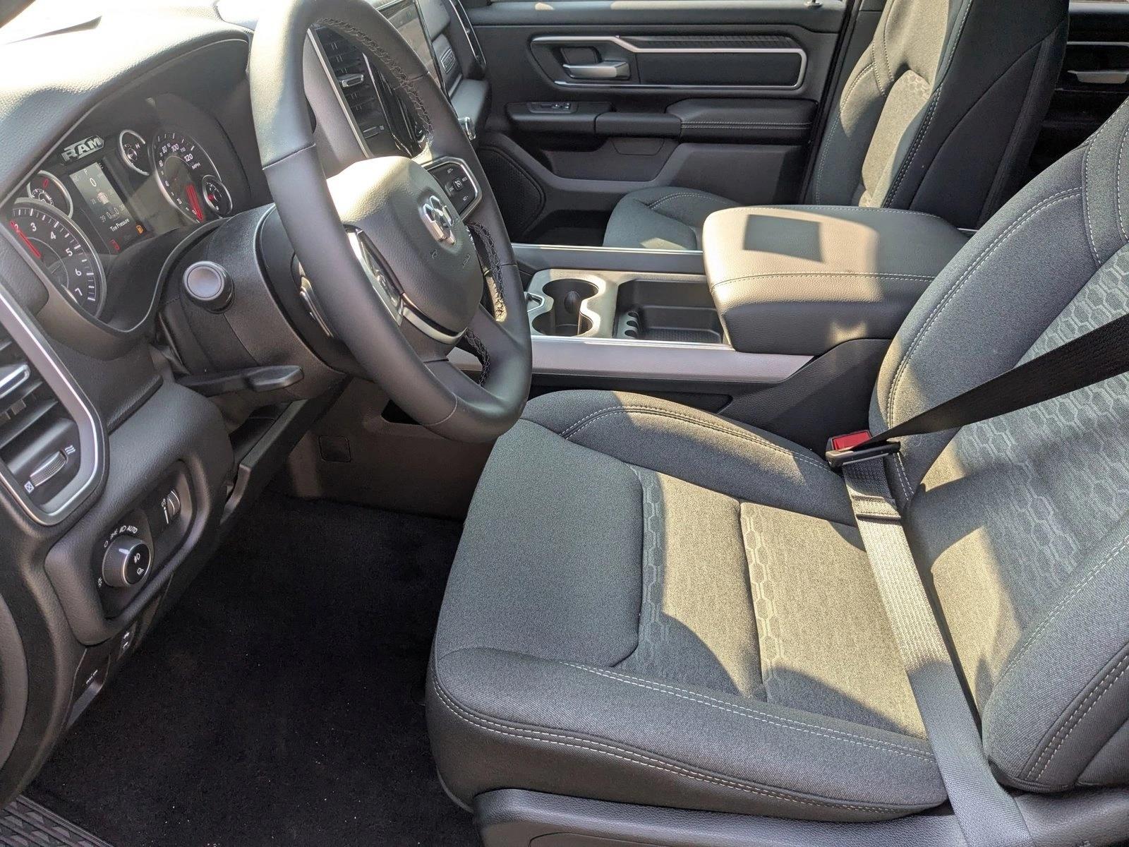 2026 Ram 1500 Big Horn photo 4