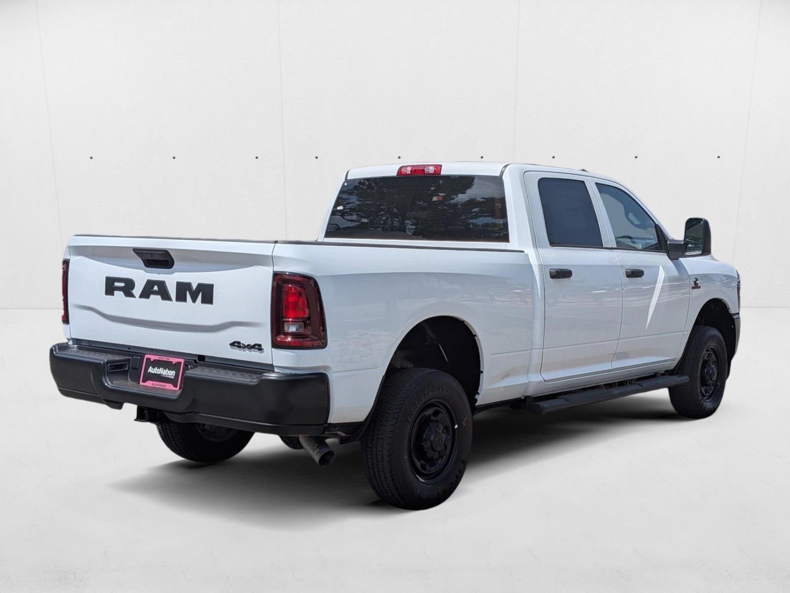 2026 Ram 2500 Tradesman photo 2