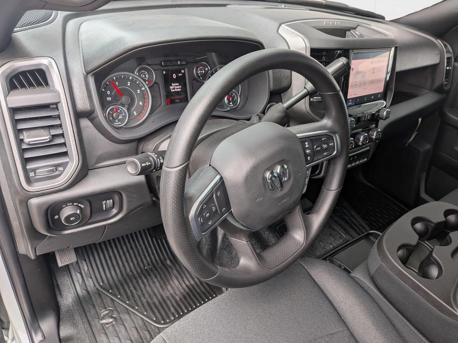 2026 Ram 5500 Tradesman photo 4