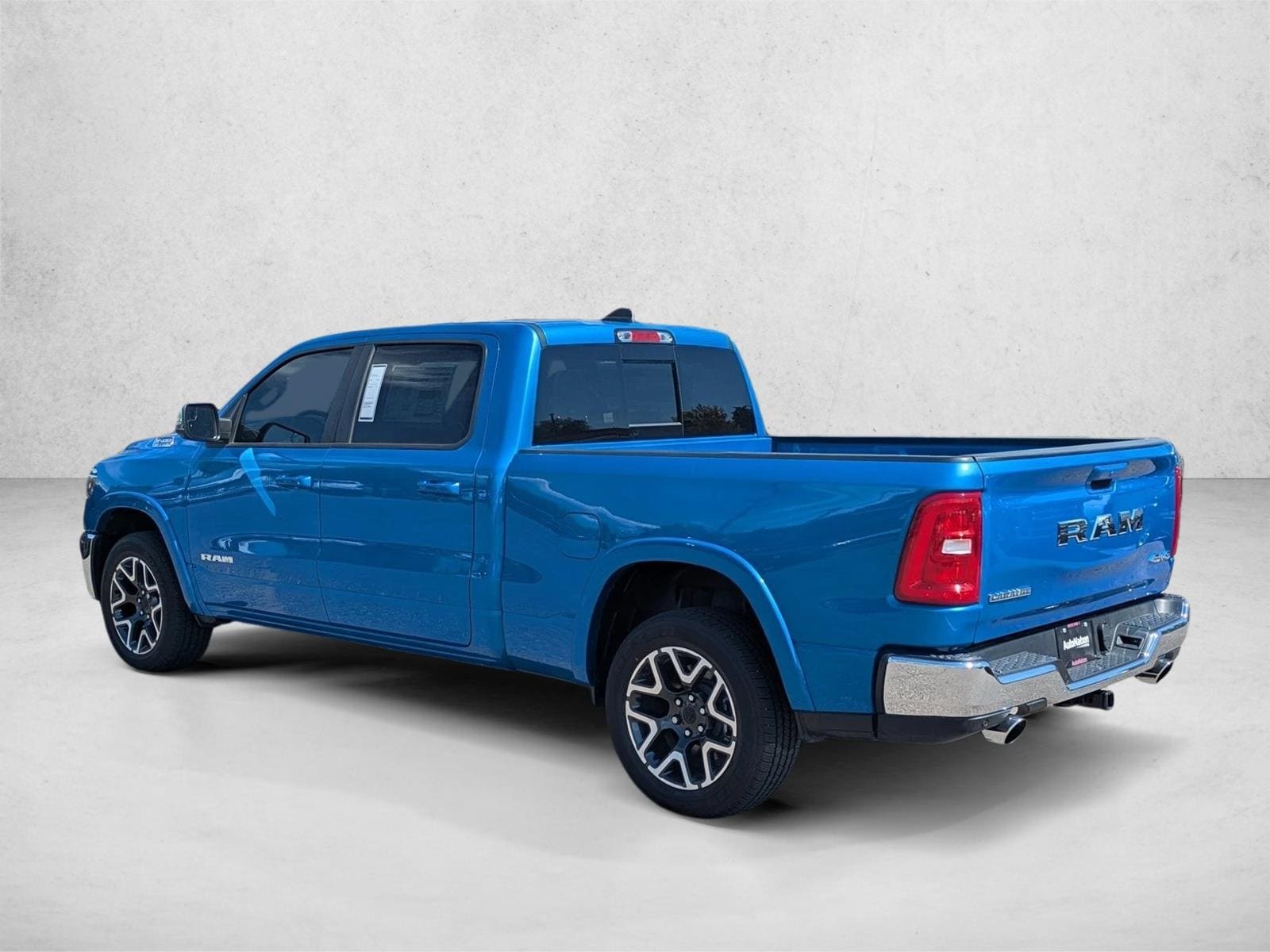 2025 RAM 1500 Laramie - Photo 8