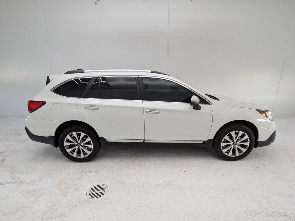 Used 2019 Subaru Outback Touring Sport Utility