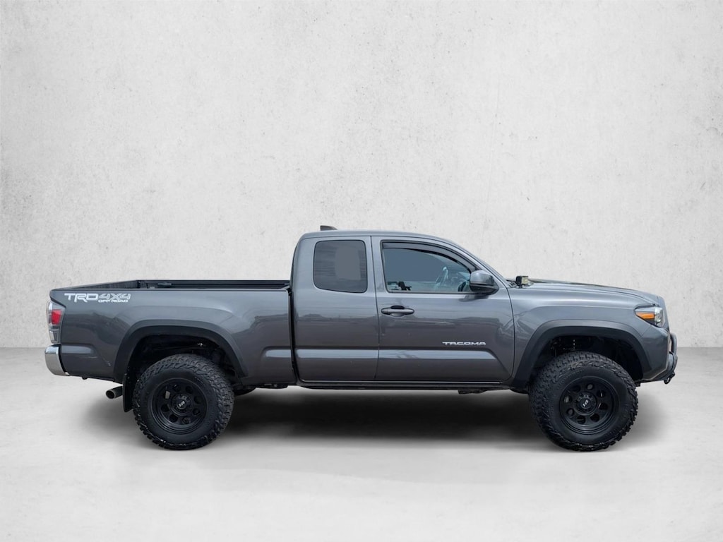 Used 2022 Toyota Tacoma TRD Off Road Extended Cab Pickup