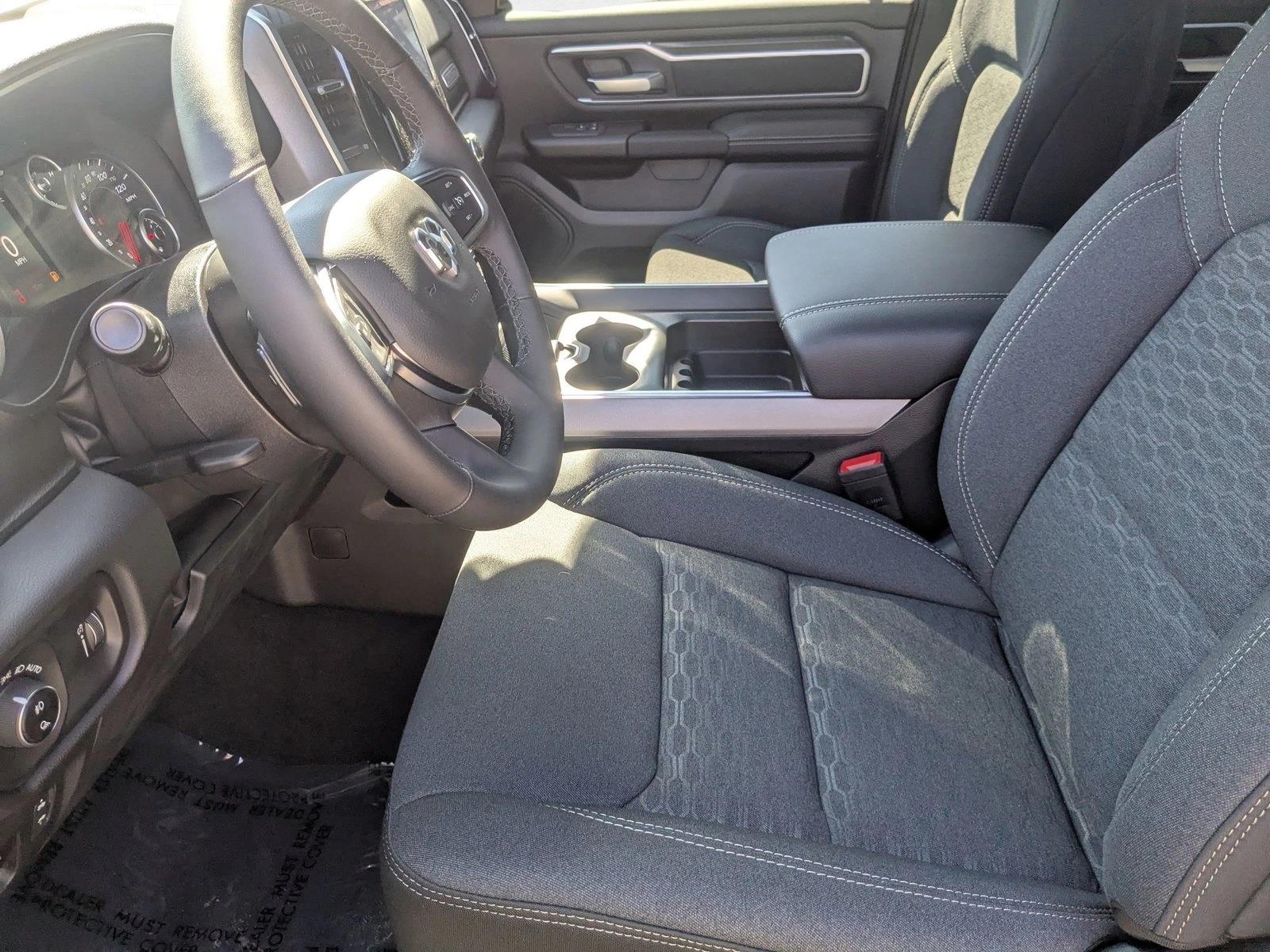 2026 Ram 1500 Big Horn photo 4