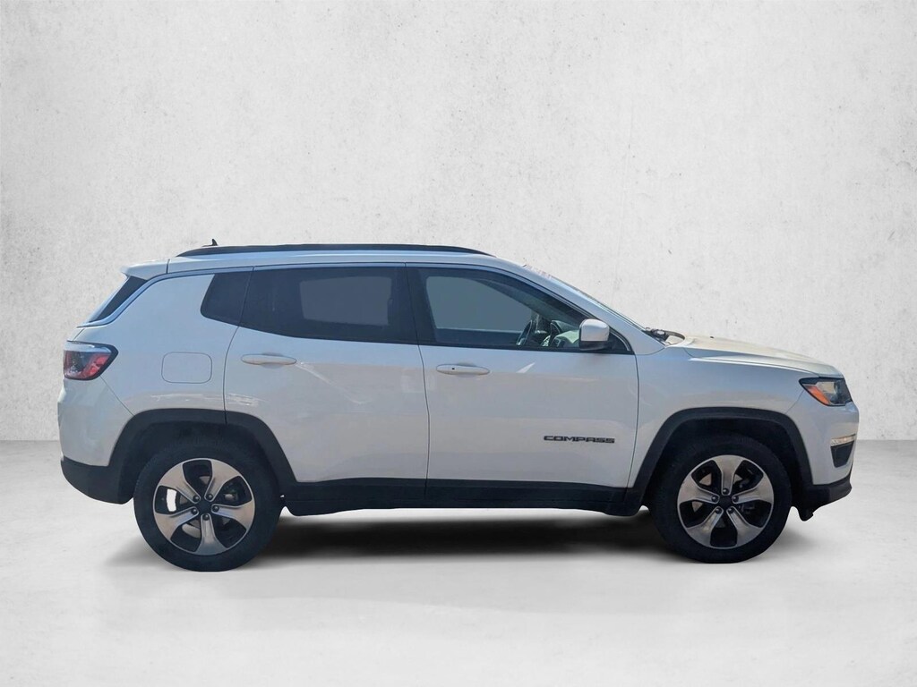Used 2017 Jeep Compass Latitude Sport Utility