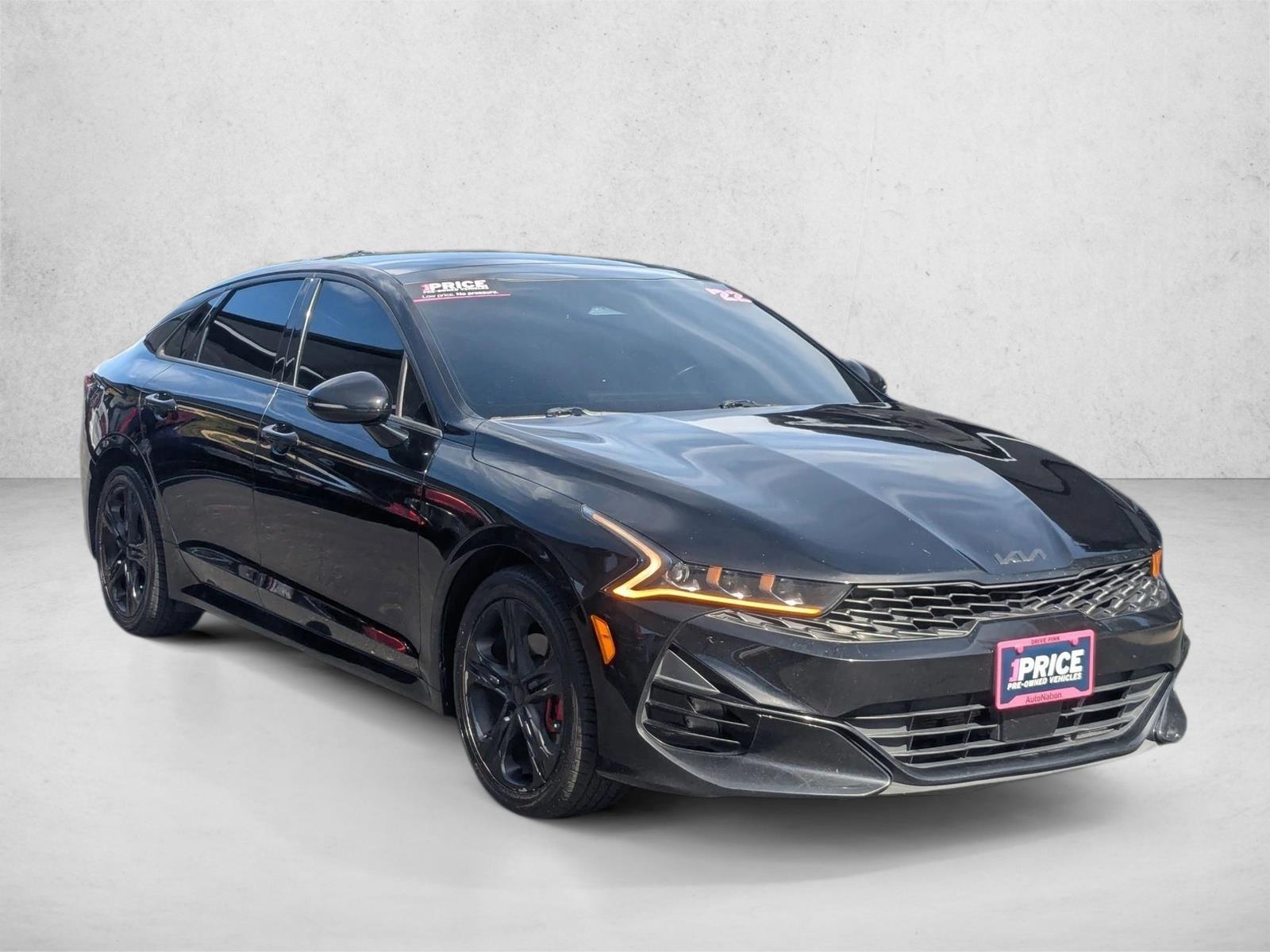 2022 Kia K5 GT-Line photo 3