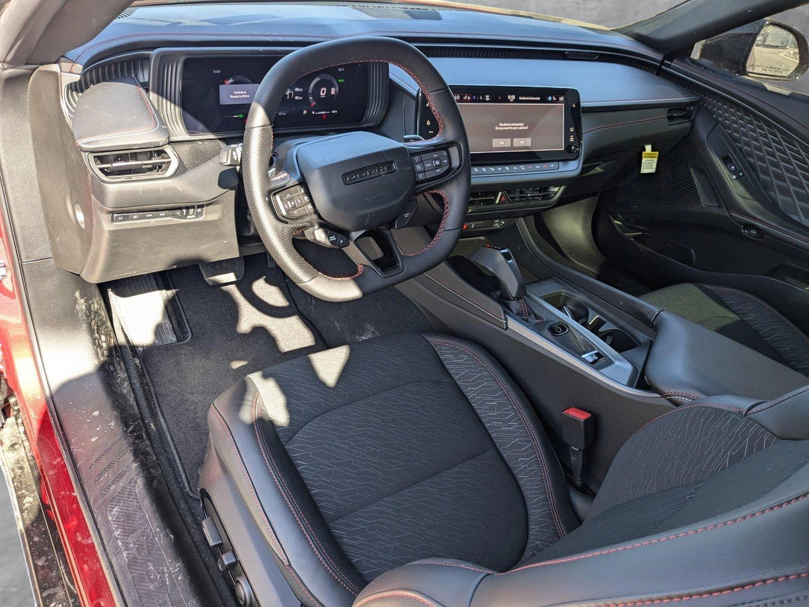 2025 Dodge Charger R/T photo 3