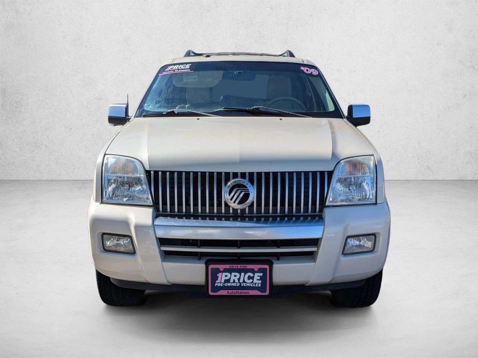 2009 Mercury Mountaineer Premier photo 2