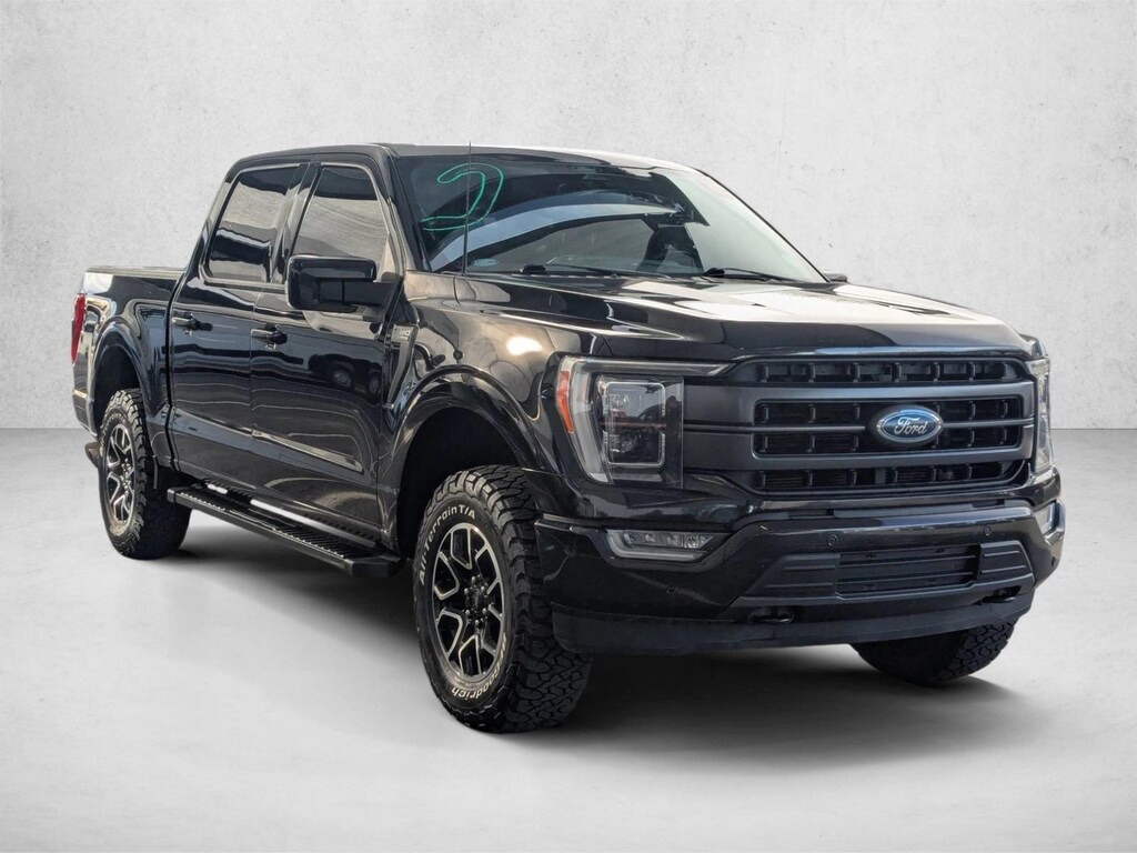Used 2022 Ford F-150 LARIAT Crew Cab Pickup