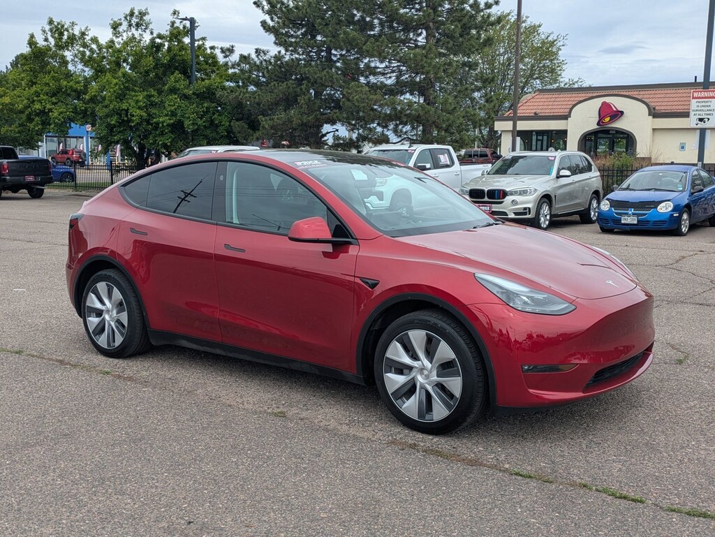 Used 2024 Tesla Model Y Long Range Sport Utility