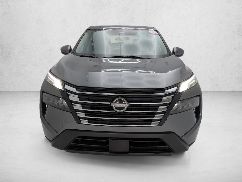 Used 2024 Nissan Rogue SV Sport Utility