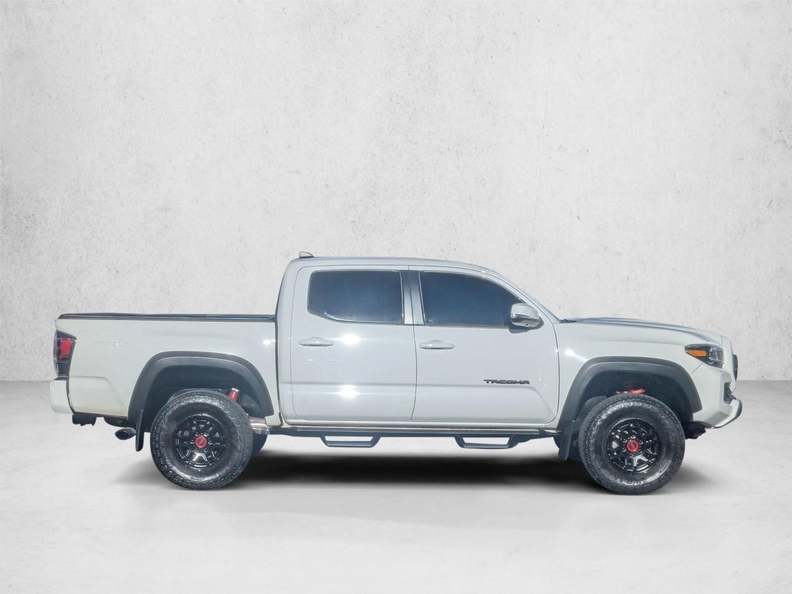 2023 Toyota Tacoma TRD Pro photo 4